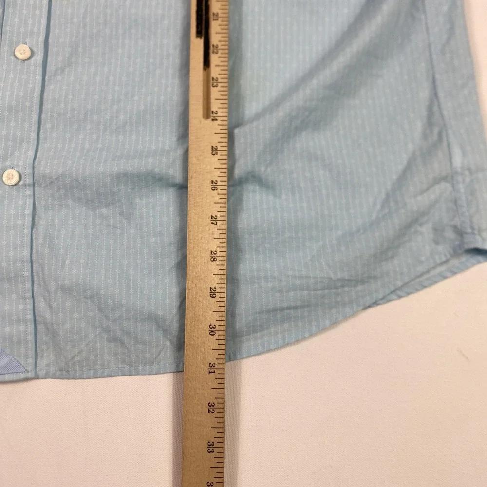 UNTUCKit Shirt Mens 2XL Light Blue Pierce Short Sleeve Button Front Pocket Dobby